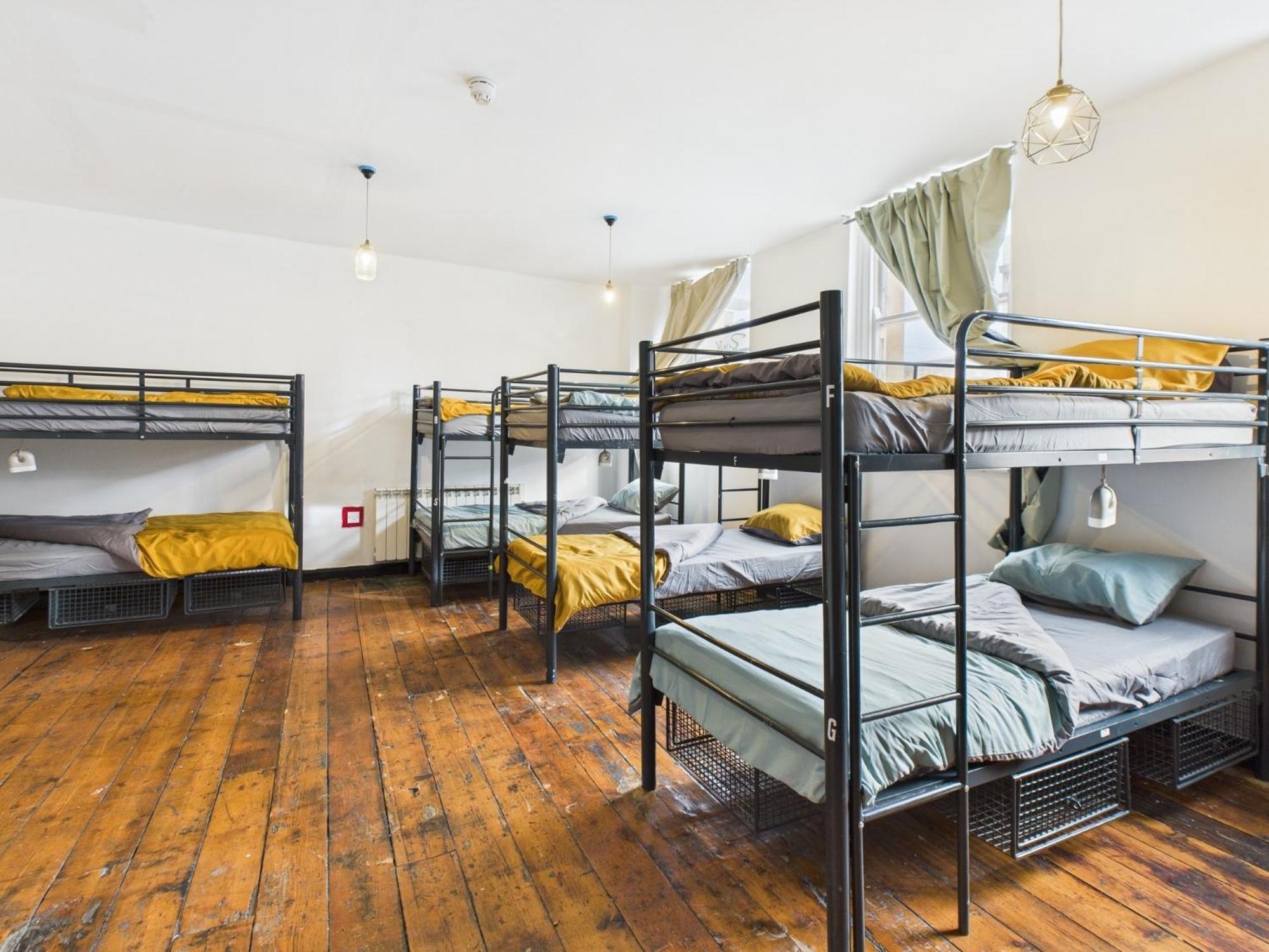 Bunkhouse Hostel Cardiff Exterior photo